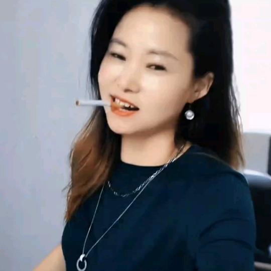 三爷独处