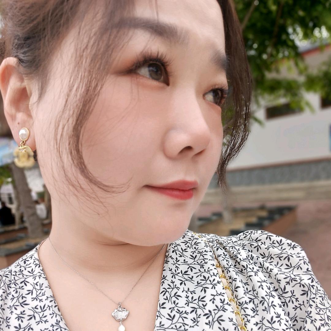 聚民美食城～前台