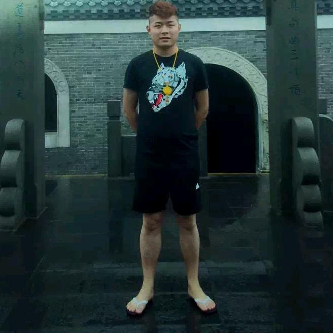 江苏大老鹰