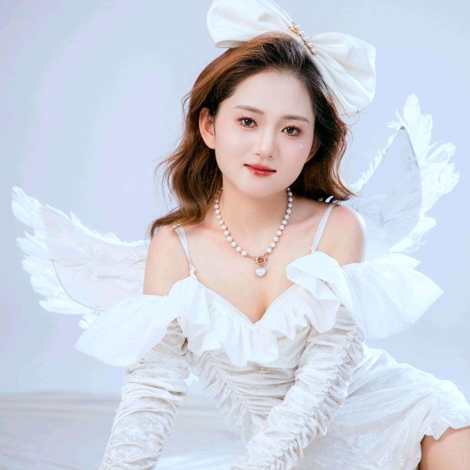 精致小团子