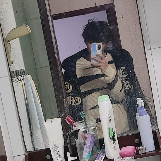 胡哥思考一下