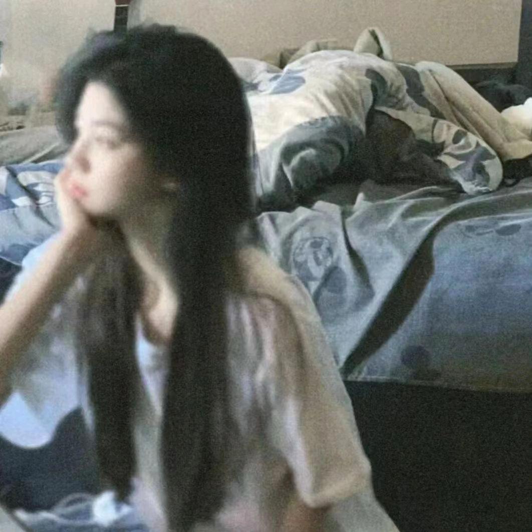等湫.
