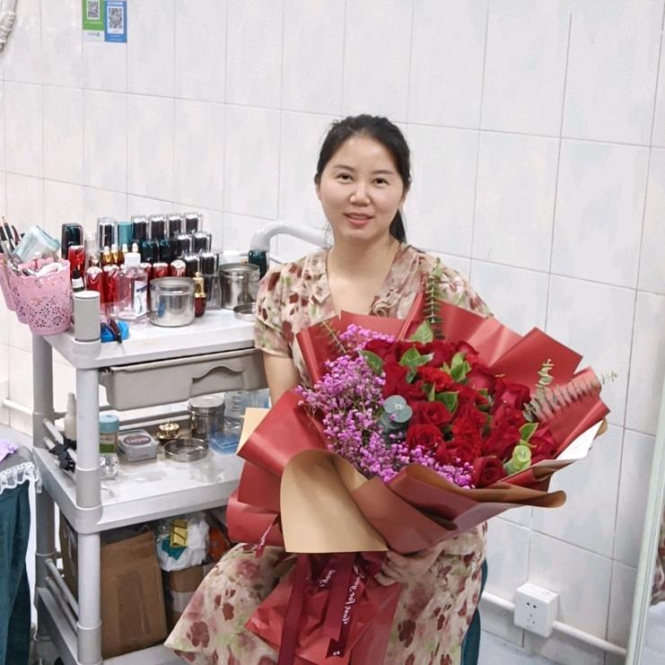 深圳市南山区美雅荟绣美容店