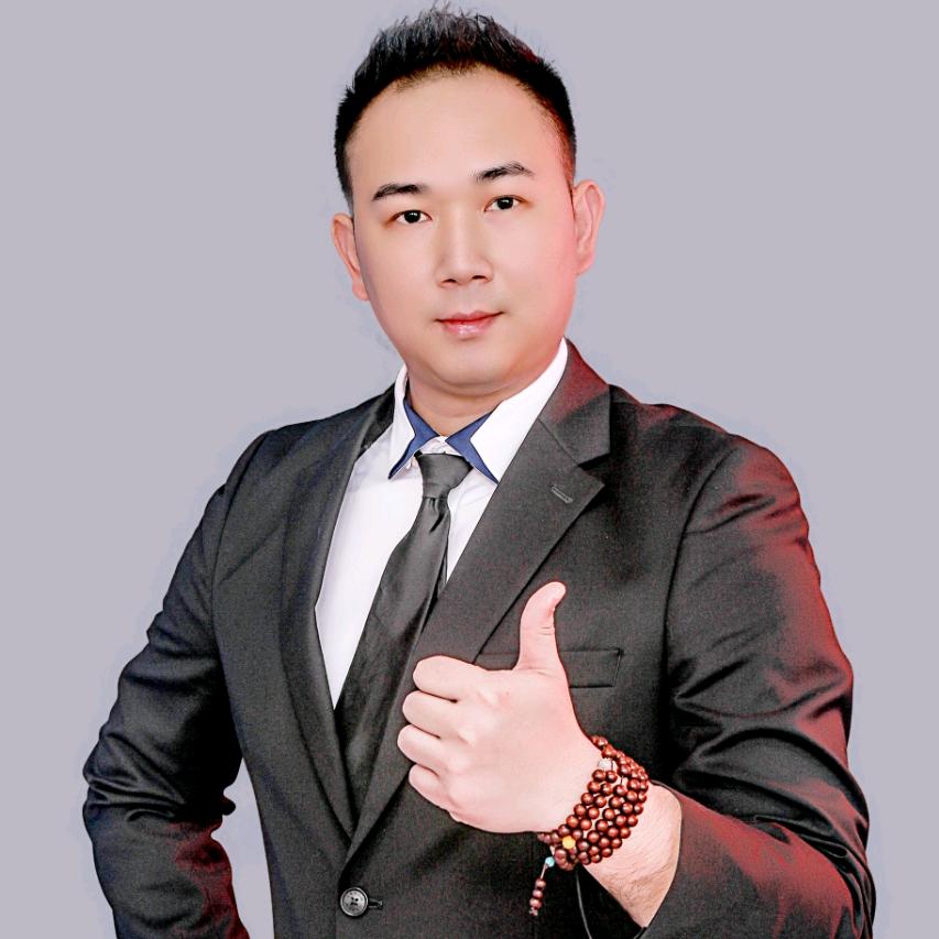 脊龙堡整脊康复中心创始人～林鋭生老师