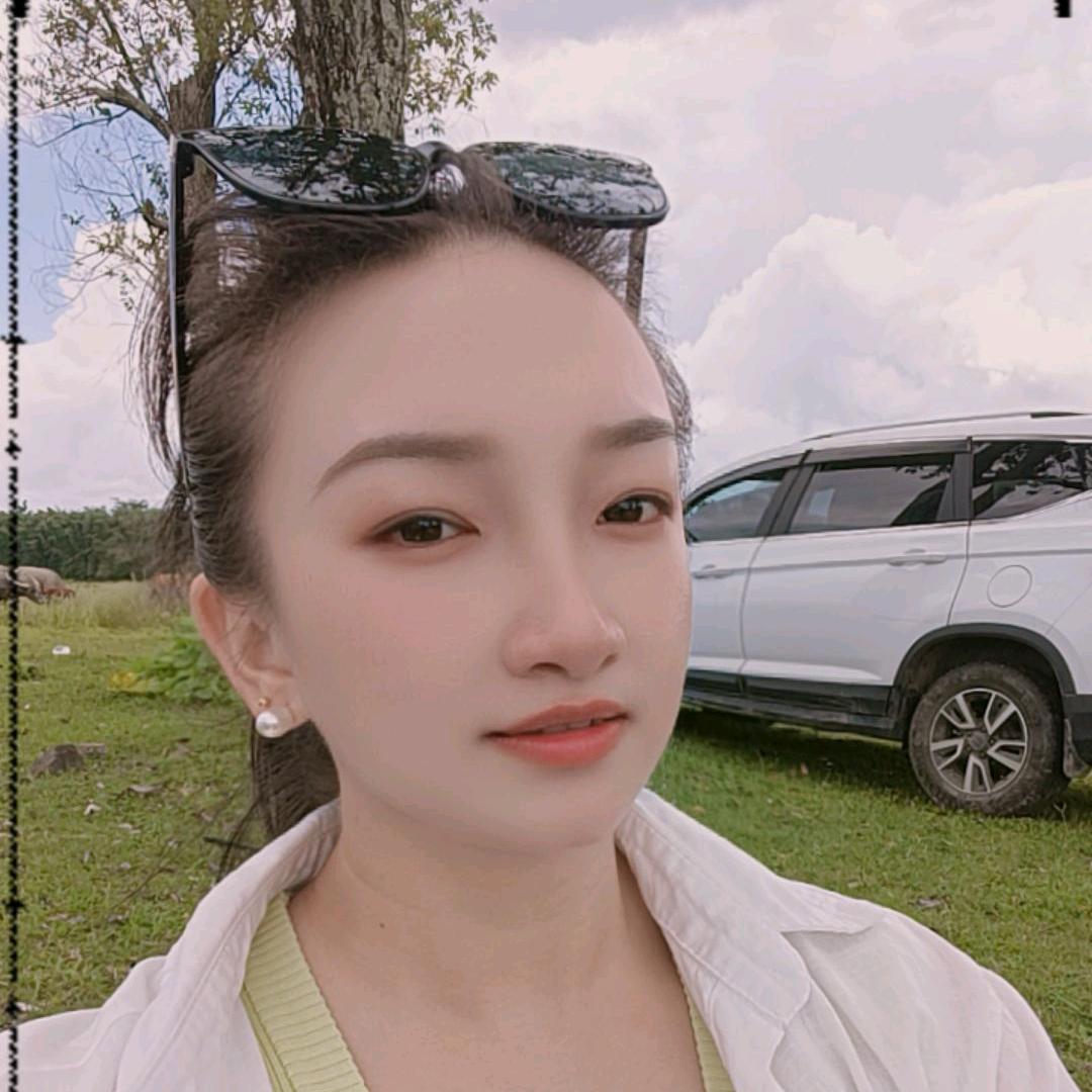 盈江卖粥的小余