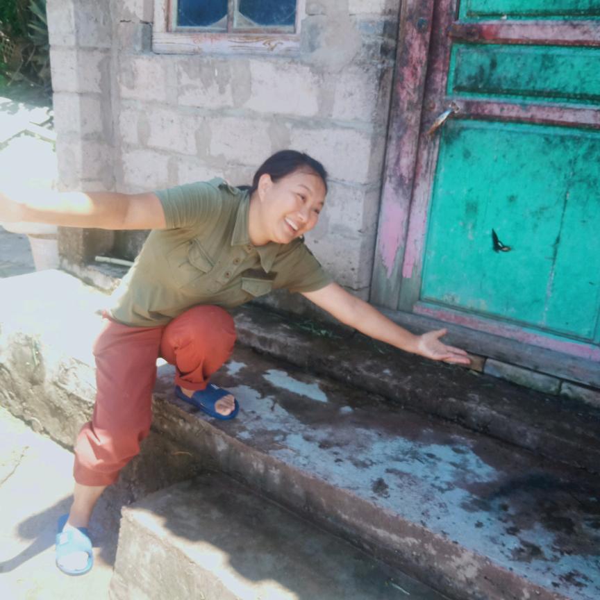 爱唱歌的云南农村妹子