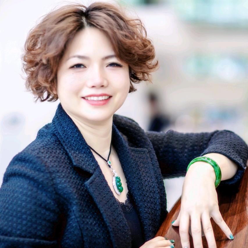 翡翠晓美姐