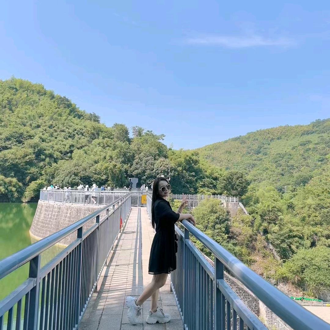 静儿贝贝