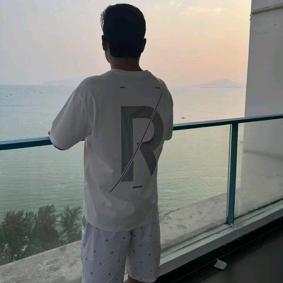 岳先生