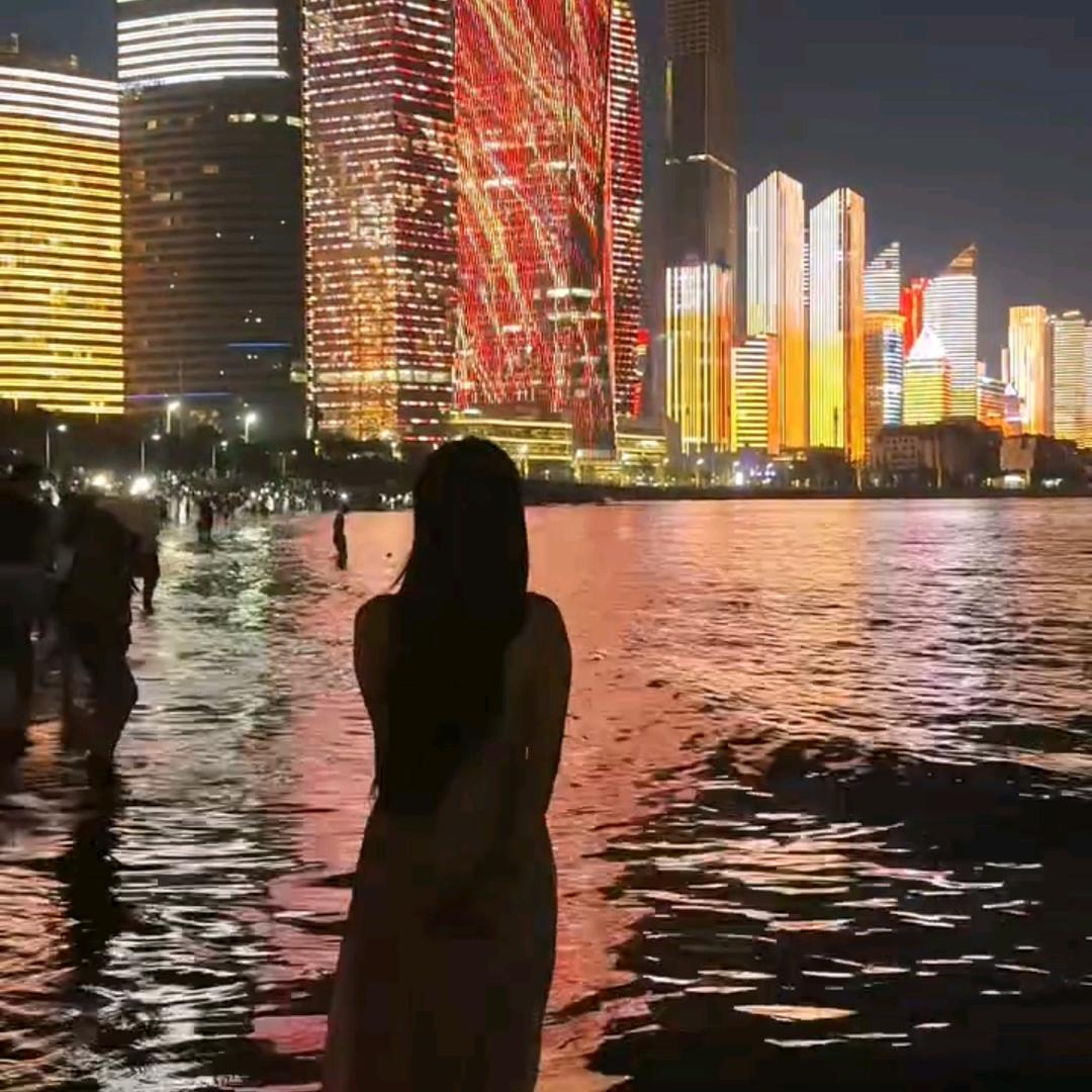 琴琴