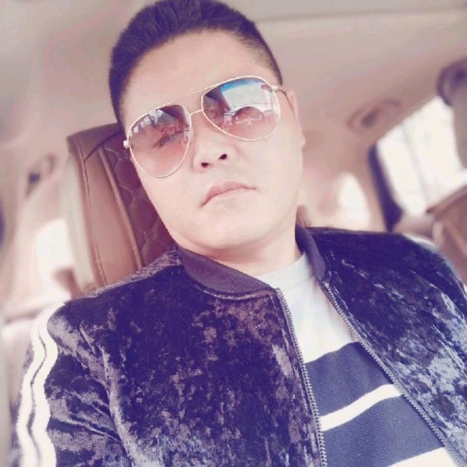 朱银春，丧葬一条龙服务