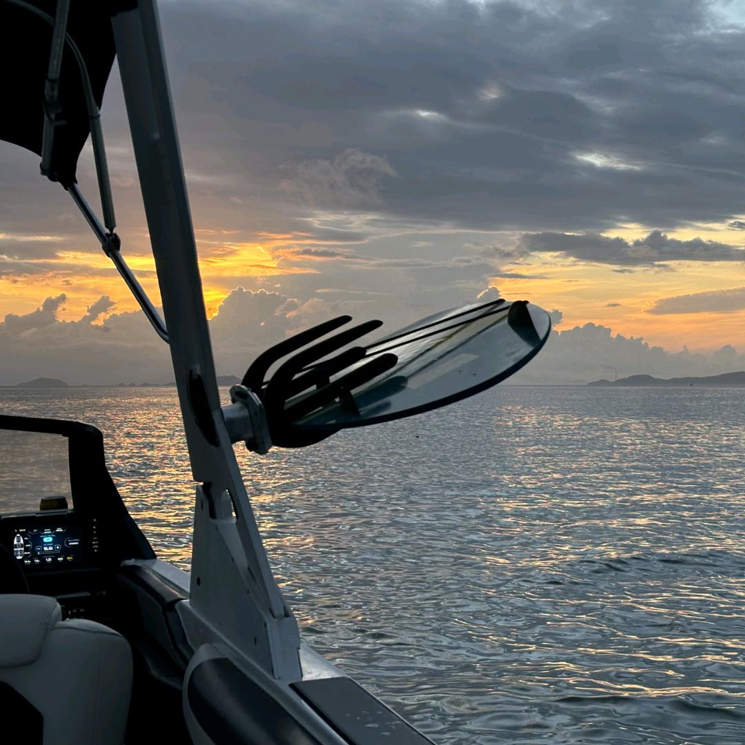 深圳桔钓沙七星湾尾波冲浪