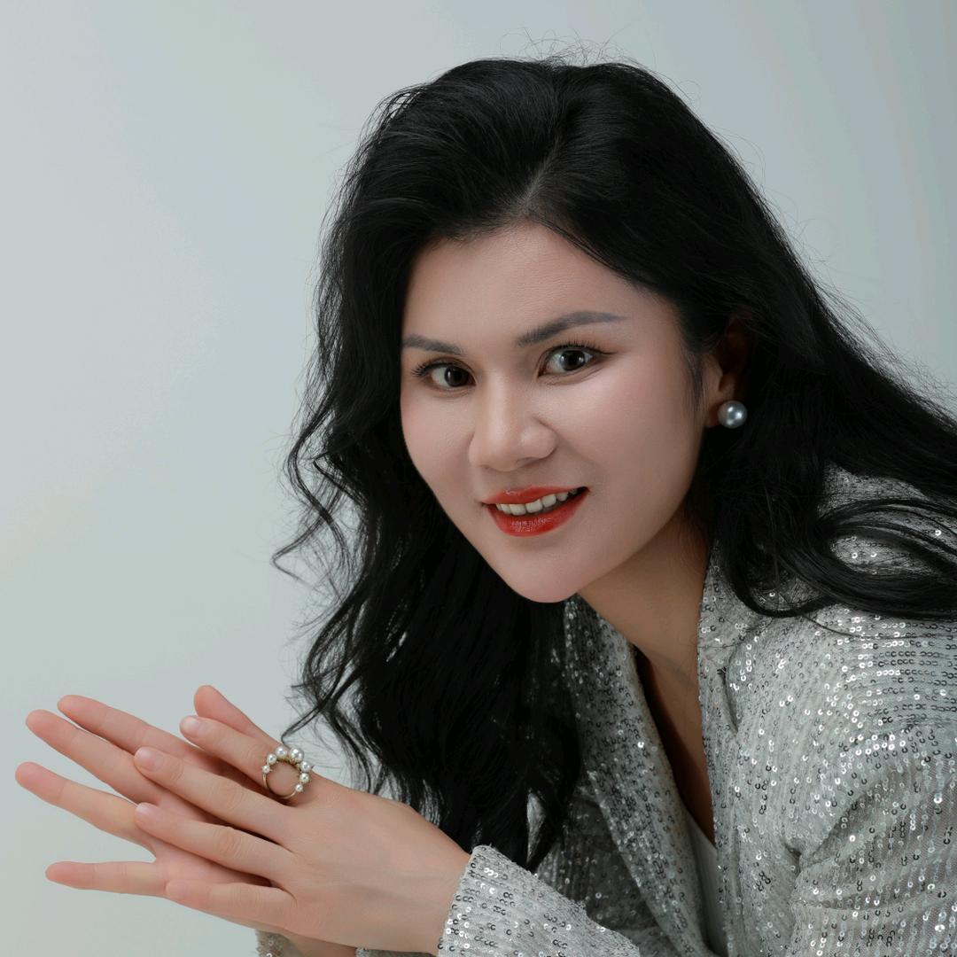 深圳美丽de天花板Amy