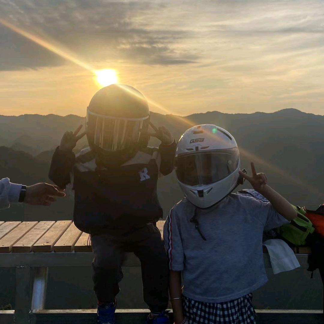 W...................