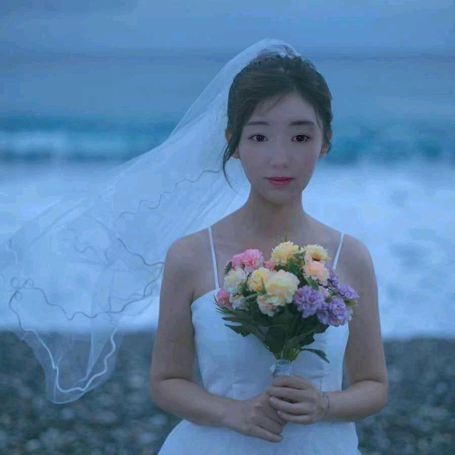 李 大 万(阿娇)