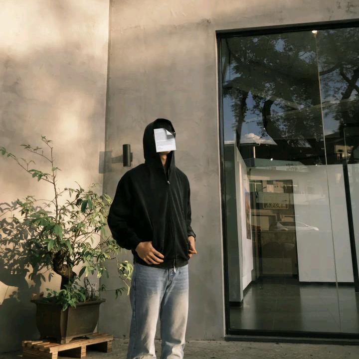 泪水打湿羊肉串