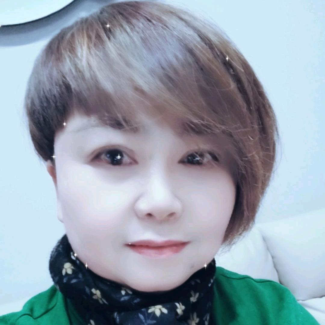 黄姐，唱歌，不定时开播