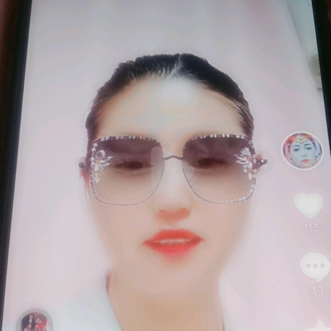 杨美灵