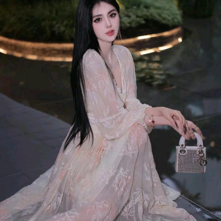 魏凡舒baby~高定穿搭