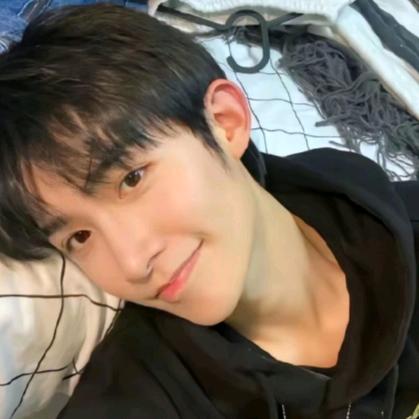 那男的