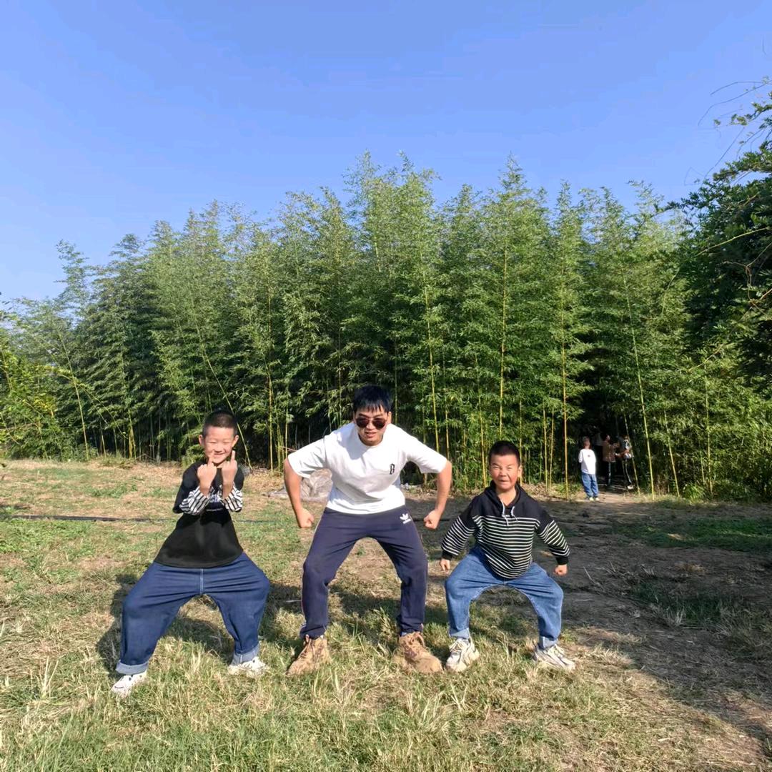 画大饼的老舅