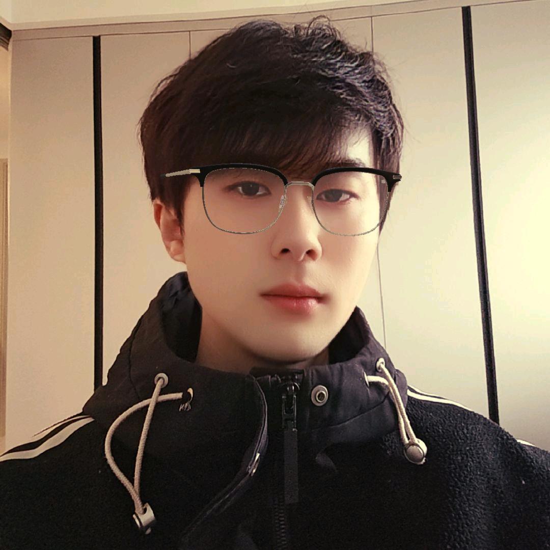 小狄在盘串