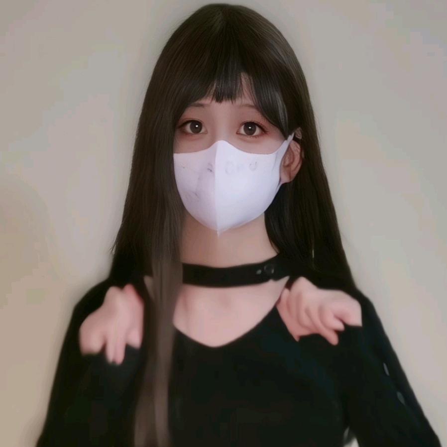 公鸭嗓的天