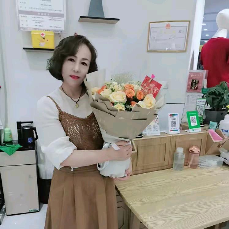 潮秘女装京都之星