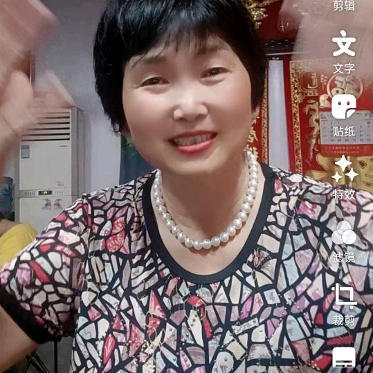 《小宝奶奶》中午9点18分