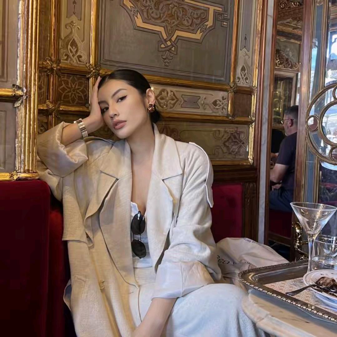 梁夜『宝如的轻奢女装』