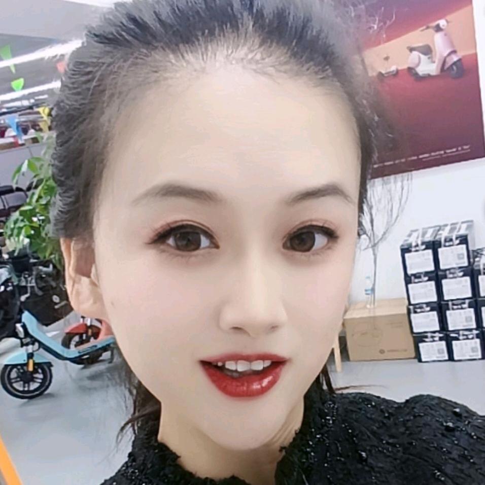 小姐姐在济南卖车车