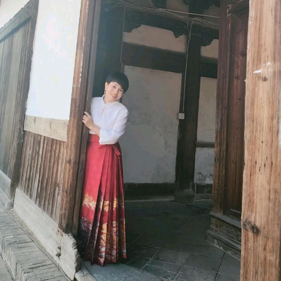 黄家姑娘