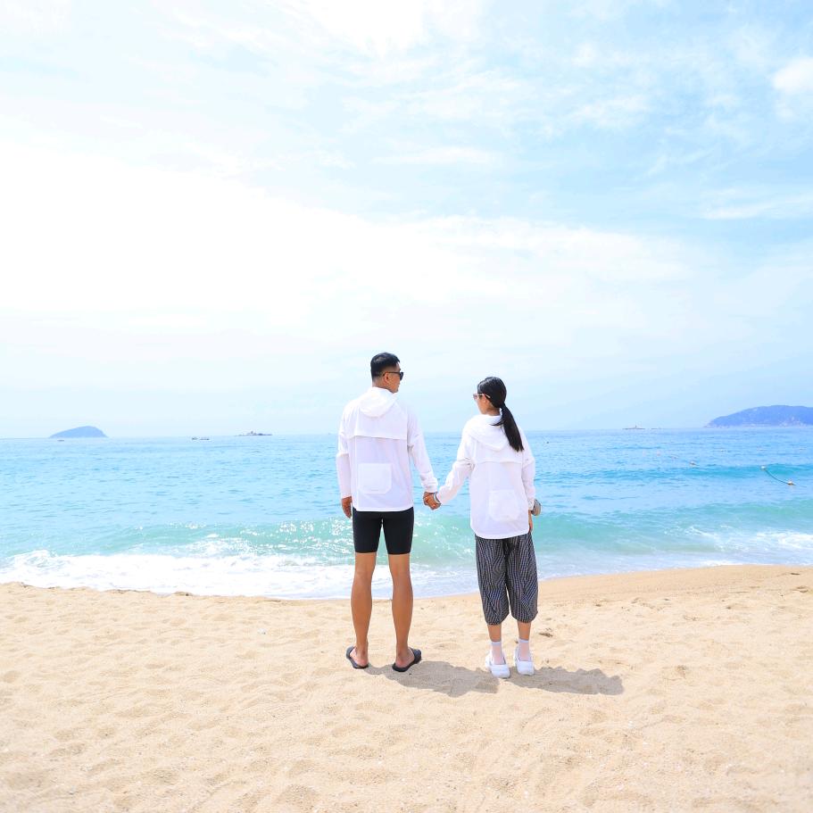 你看你看月亮的脸🌙