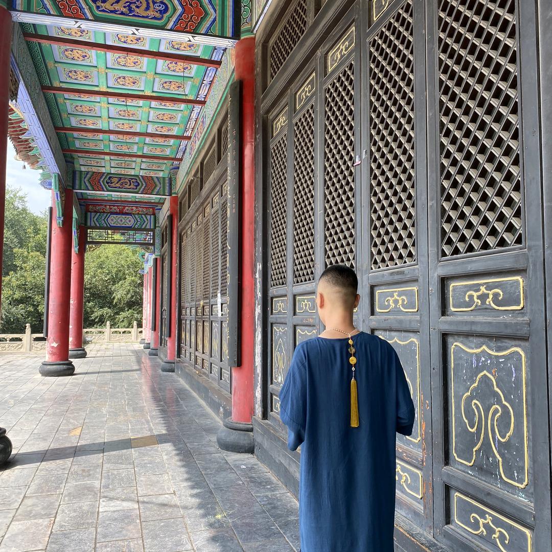 妙易居士