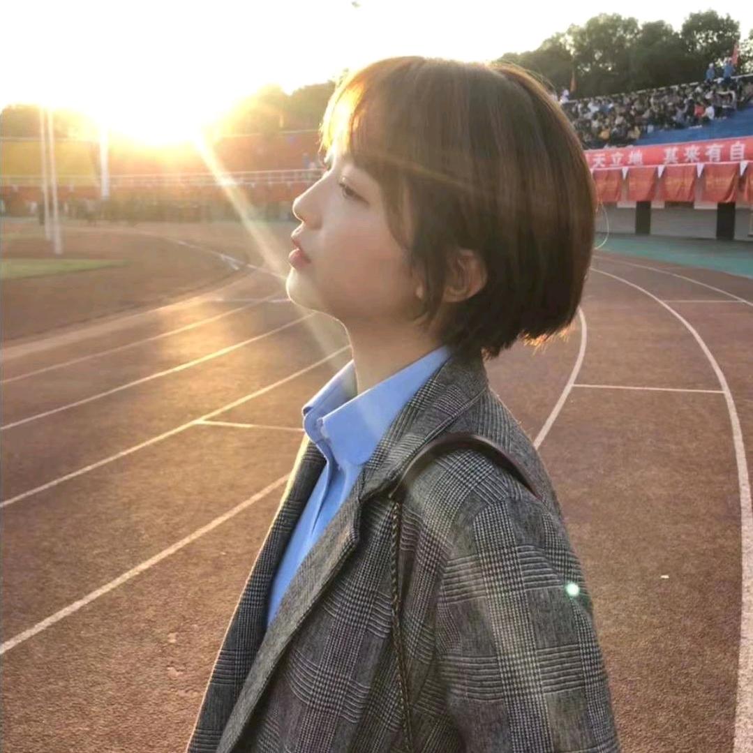 D.哩哩