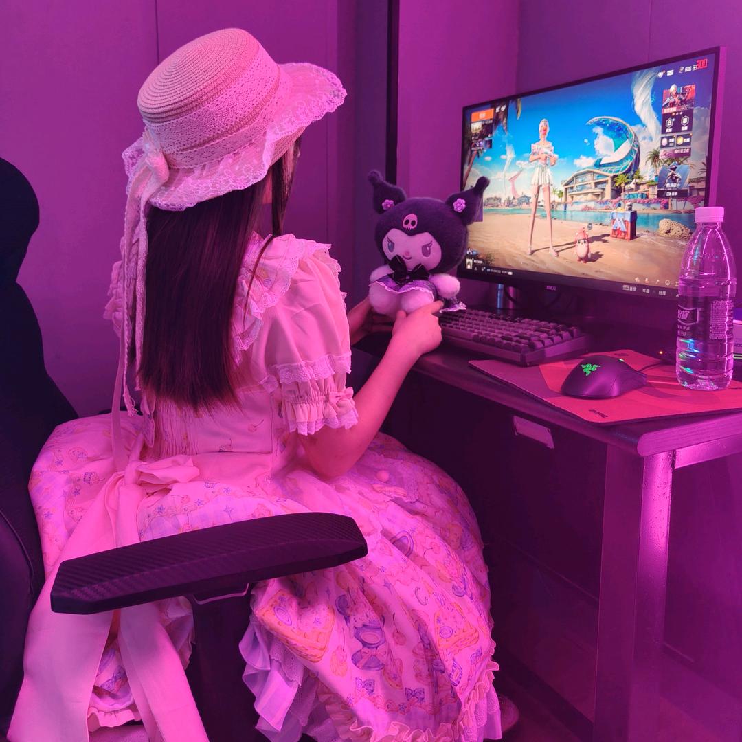 忧郁小轩少