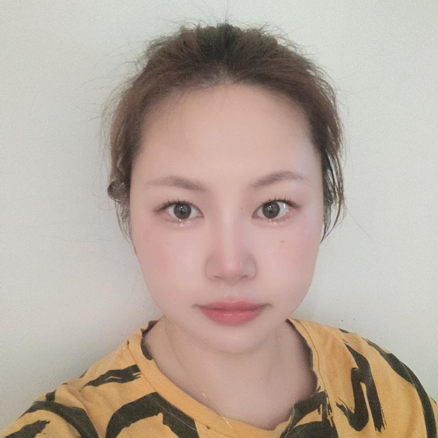 🌸小鱼布丁🌸