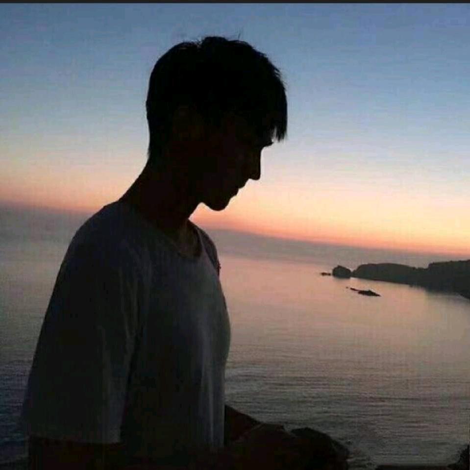飘渺^