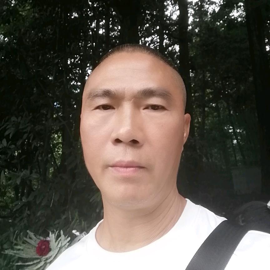天上的云。