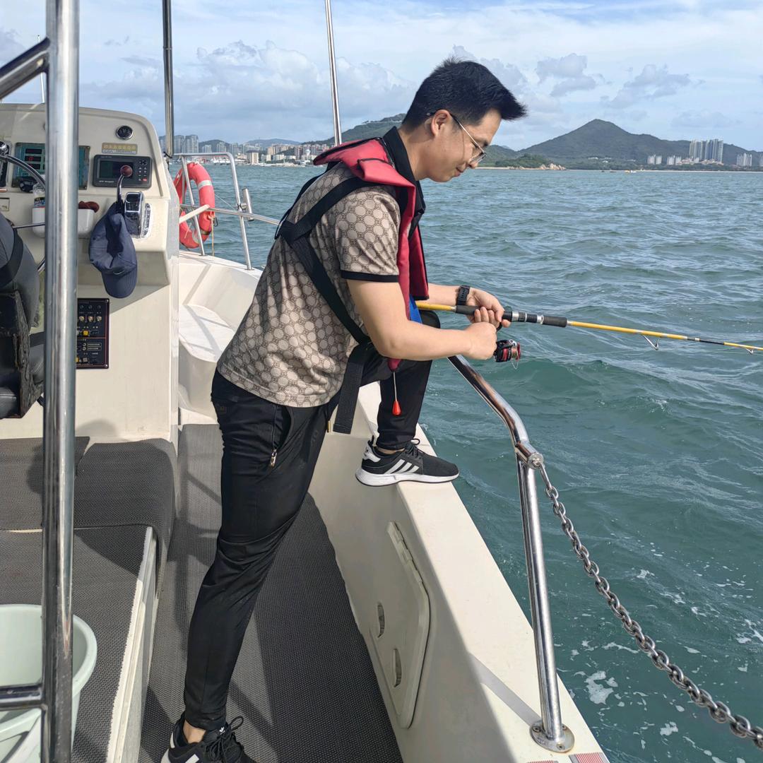 游钓中国🇨🇳彭大毛