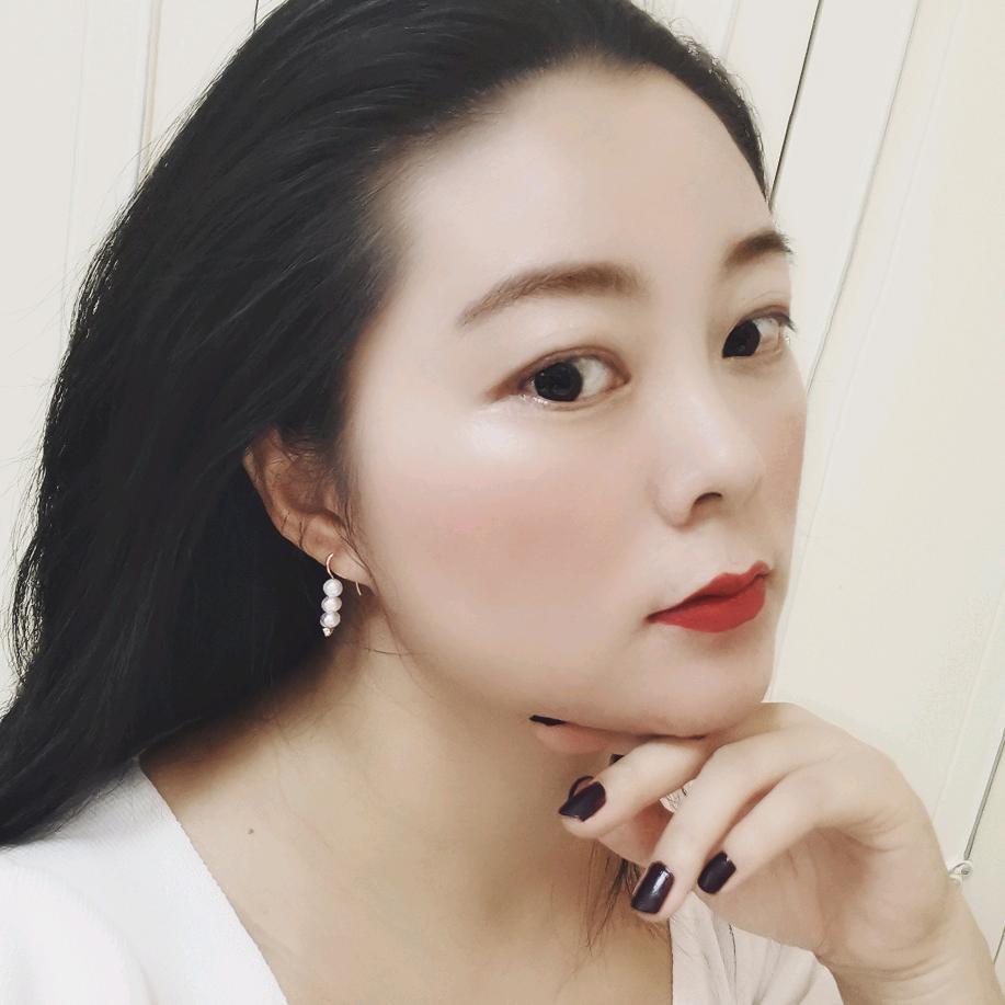 魅儿时髦穿搭
