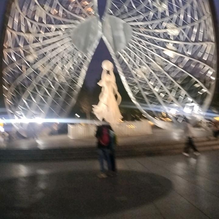 暴富卢百万