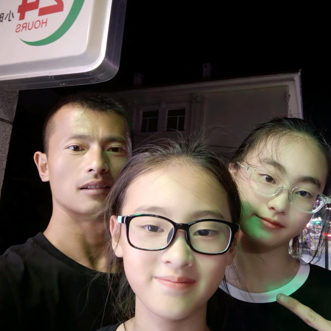 抚远大草原烤羊腿