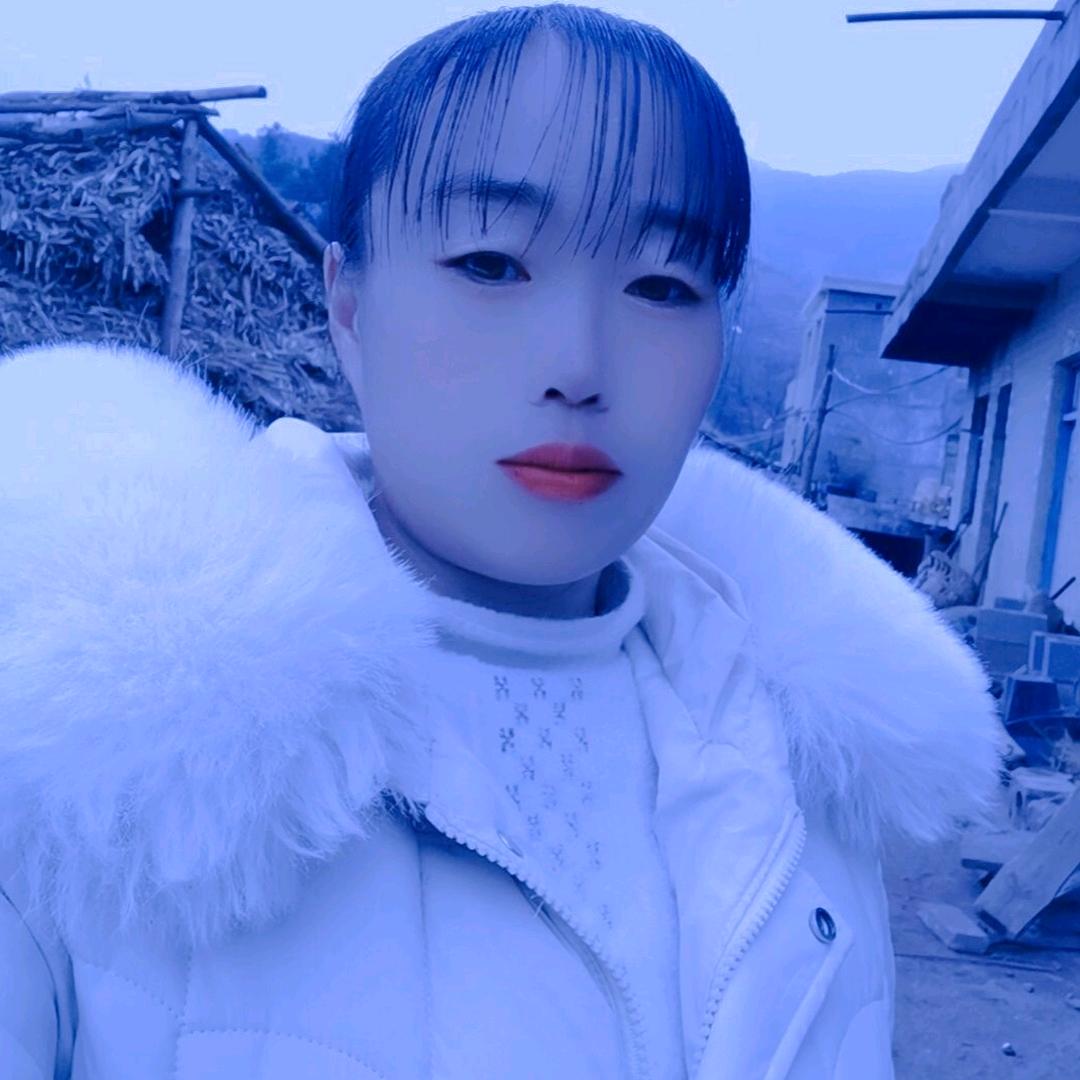 心不诚不说爱