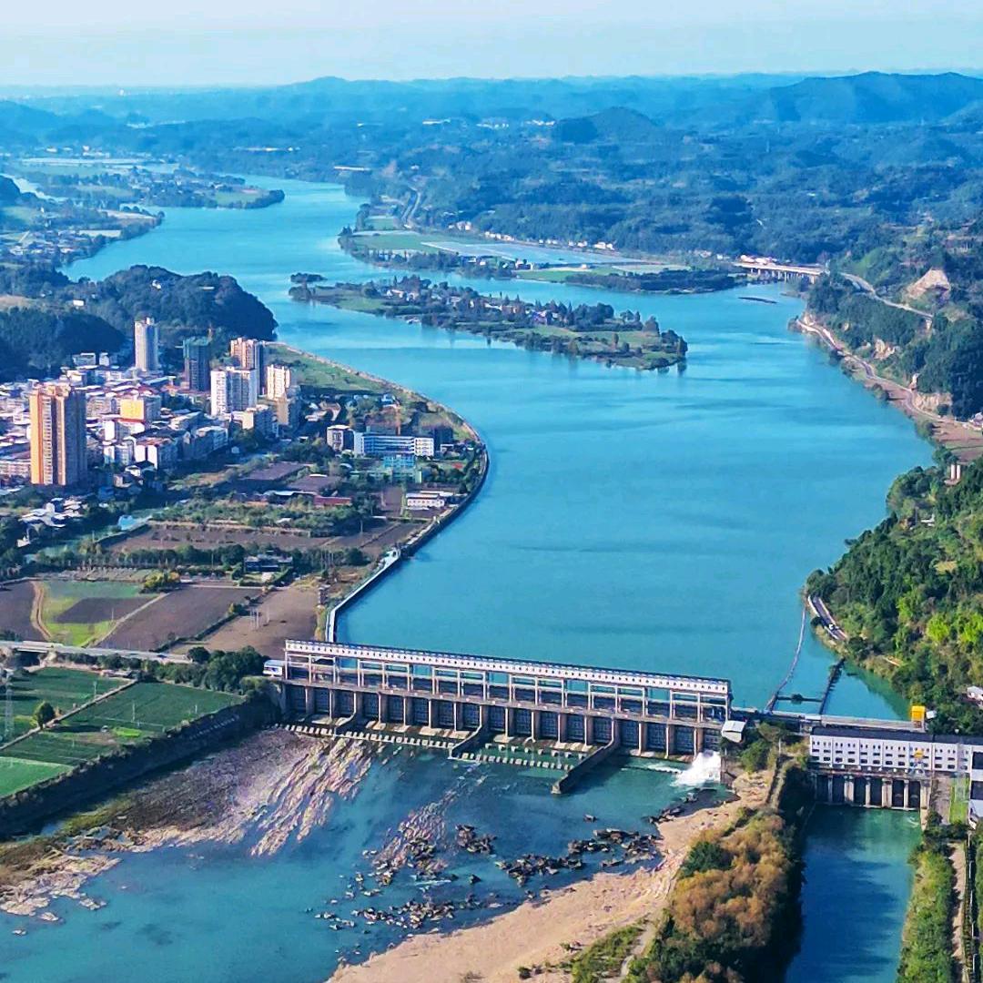 霸气沉稳
