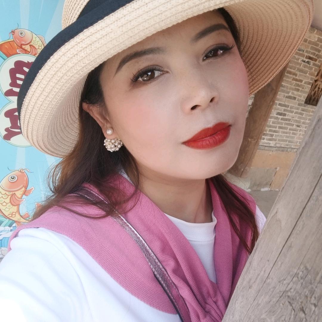 衣依人（中铺街新美婷家居生活馆）