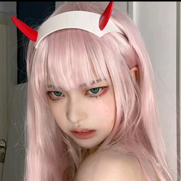 轶轶