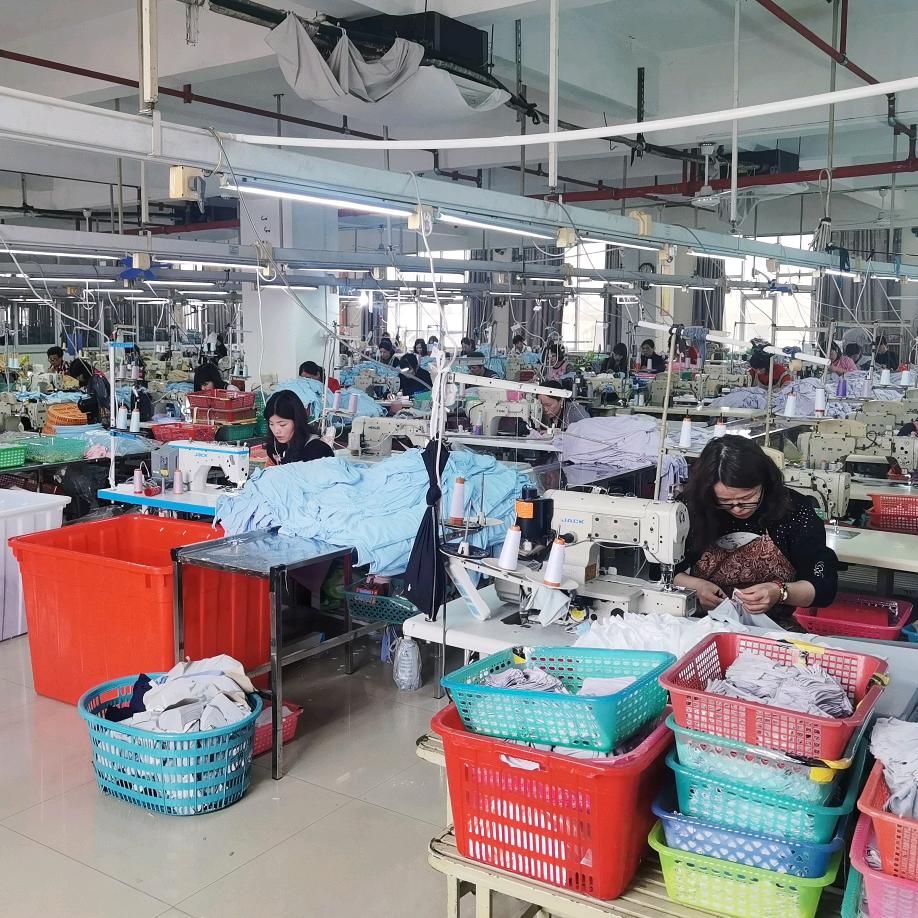 石狮冲锋衣工厂折扣店