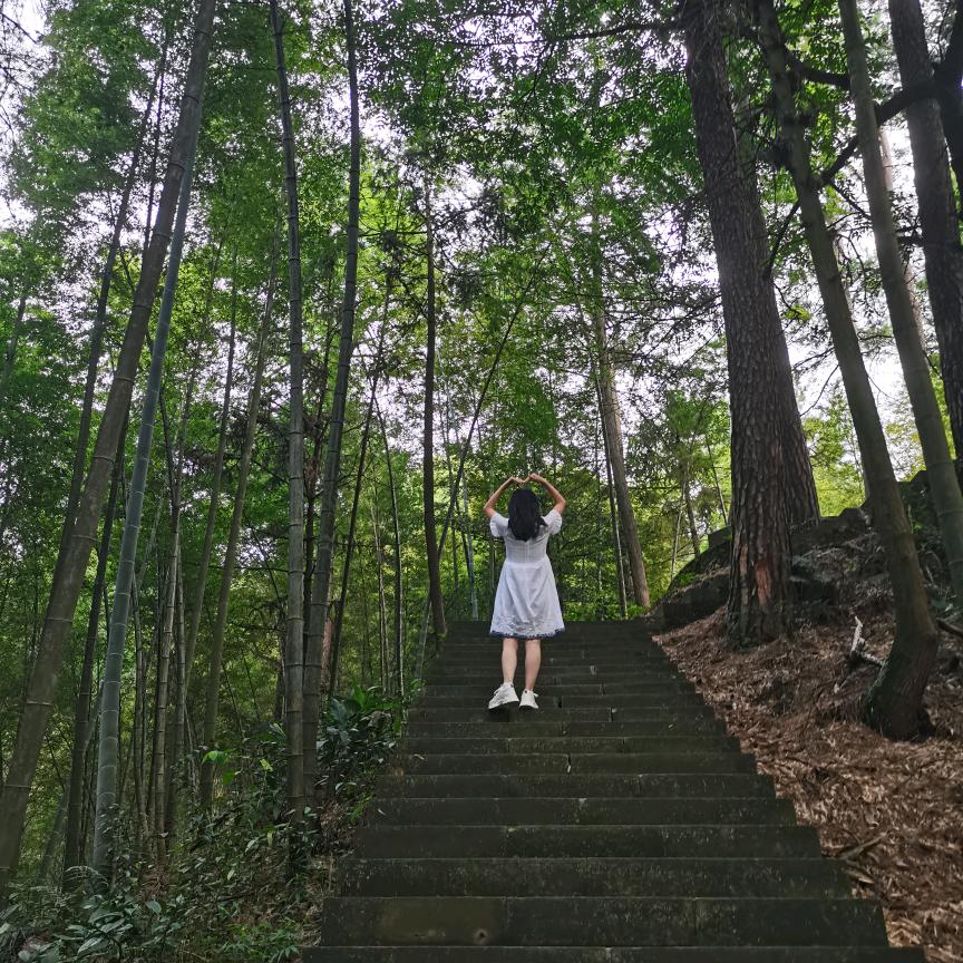 蒋闻名