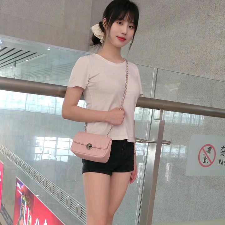 凤姐红🀄麻将馆